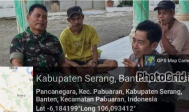 Babinsa Koramil 0602-14/Pabuaran Kodim 0602/Serang Komsos dengan Warga Pancanegara
